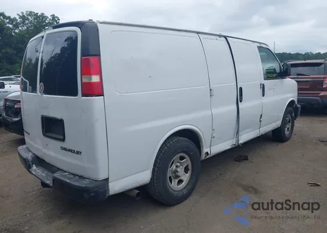 2006 Chevrolet Express Work Van z USA, uszkodzony, nr VIN 1GCFG15X661173557